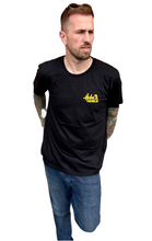 Load image into Gallery viewer, Black  t shirts
